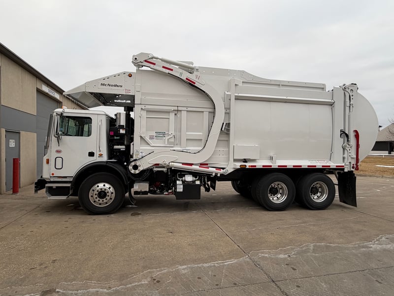 01661494 520B 4EA1 99B5 4756E4760E7B jpeg