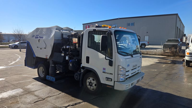 2014 Schwarze Gale Force Featured Image