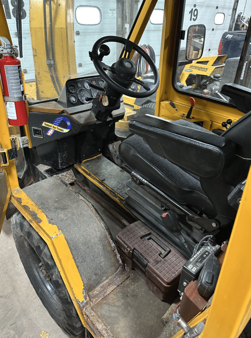 2008 Trackless MT5