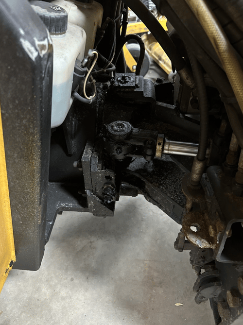 2008 Trackless MT5