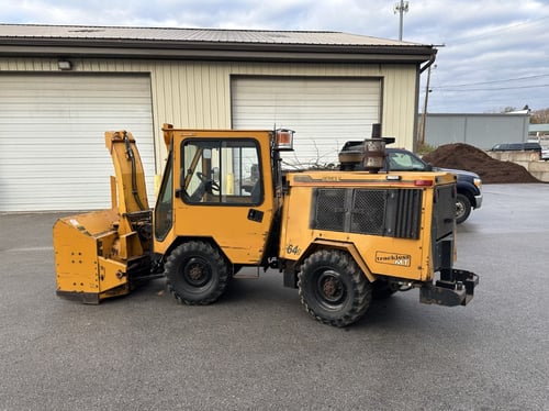 2008 Trackless MT5