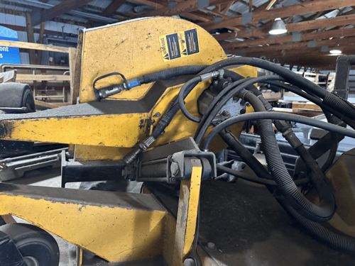 2008 Trackless MT5