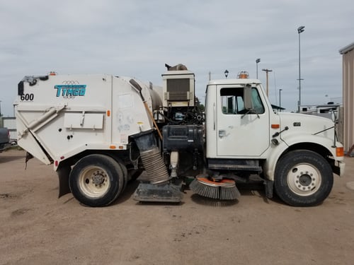 1994 Tymco 600 Street Sweeper