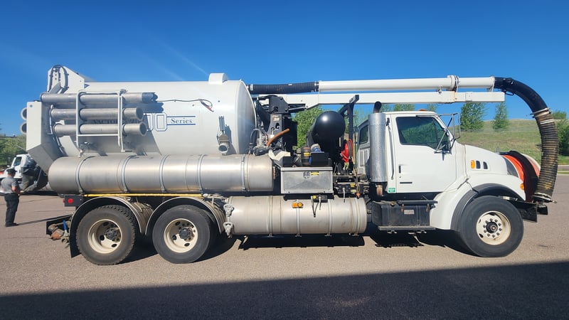 2001 Vactor 2100 Featured Image