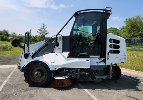 2014 Elgin Pelican NP Street Sweeper