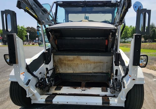 2014 Elgin Pelican NP Street Sweeper