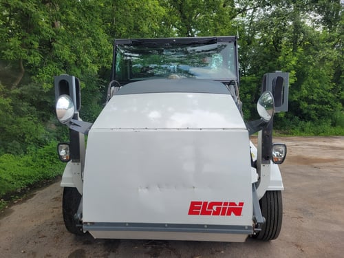 2016 Elgin Pelican NP Street Sweeper