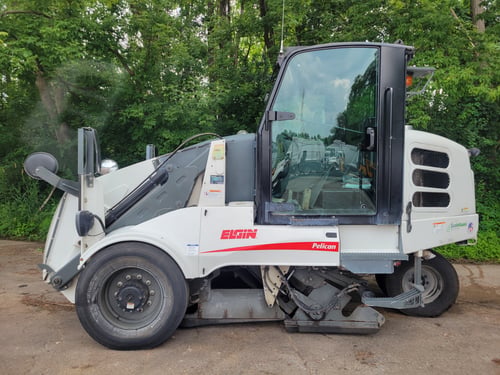 2016 Elgin Pelican NP Street Sweeper