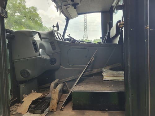 2016 Elgin Pelican NP Street Sweeper