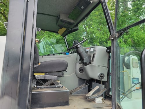 2016 Elgin Pelican NP Street Sweeper