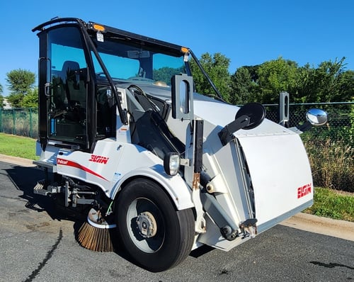 2015 Elgin Pelican NS Street Sweeper