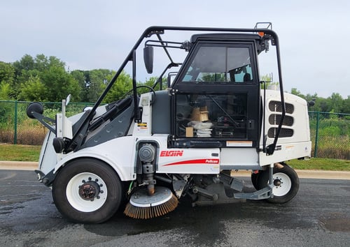 2009 Elgin Pelican NS Street Sweeper