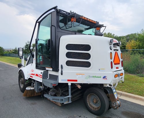 2016 Elgin Pelican NP Street Sweeper
