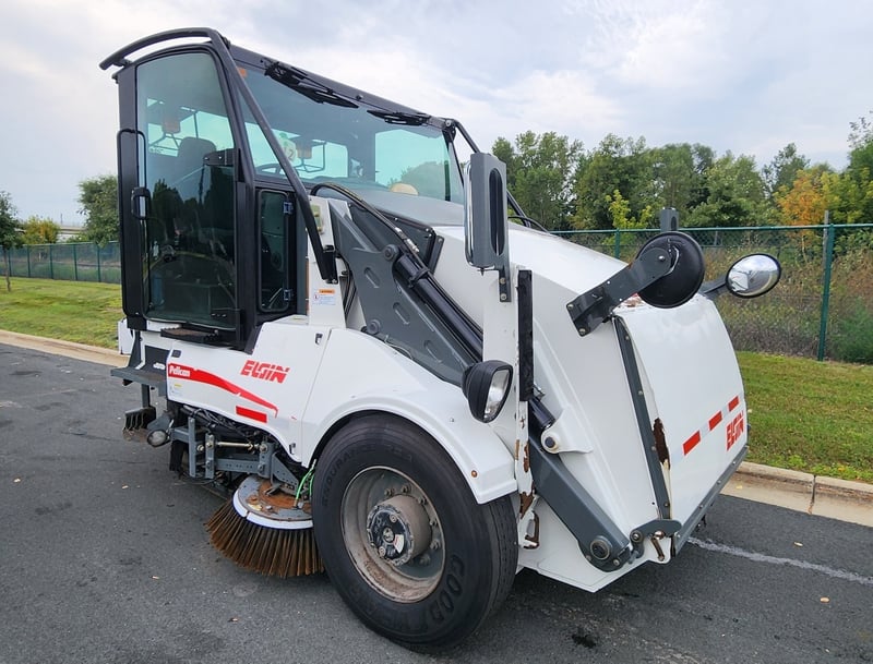 2016 Elgin Pelican NP Street Sweeper Featured Image