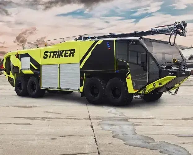 oshkosh-striker-8x8-aviation-firefighting-platform