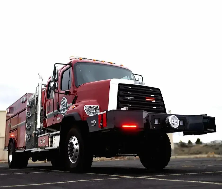 BME WUI Sabertooth fire engine designed for wildland-urban interface response, delivering structural firefighting capability, off-road performance, and rapid emergency response.