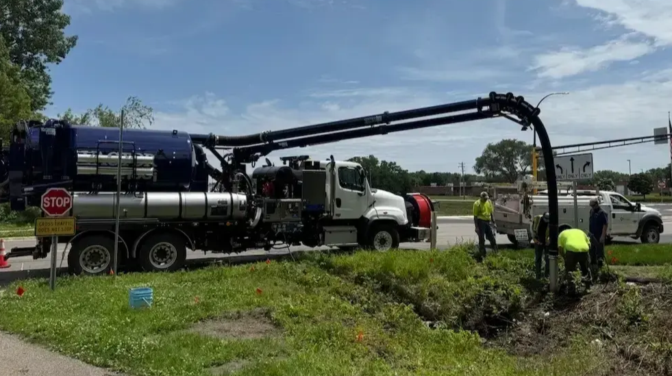 vactor-2100i-operator-training-field-instruction