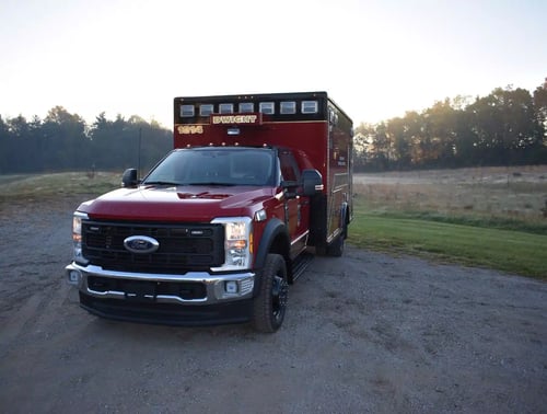 ford-f550-ambulance-passenger-front-quarter-view