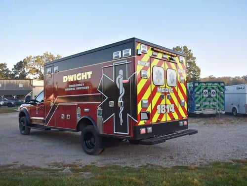 ford-f550-ambulance-passenger-front-quarter-view