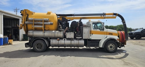 1997 Vactor 2110 PD