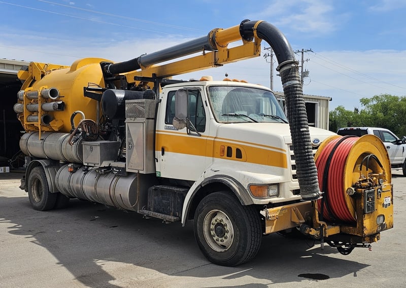 1997 Vactor 2110 PD Featured Image
