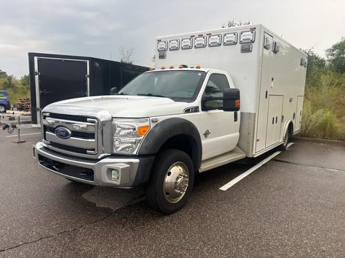 2016 PL Custom Ford F450