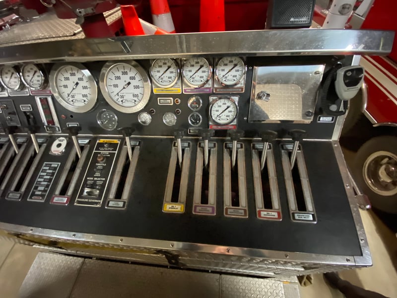 1996 Pierce Saber TM Pumper