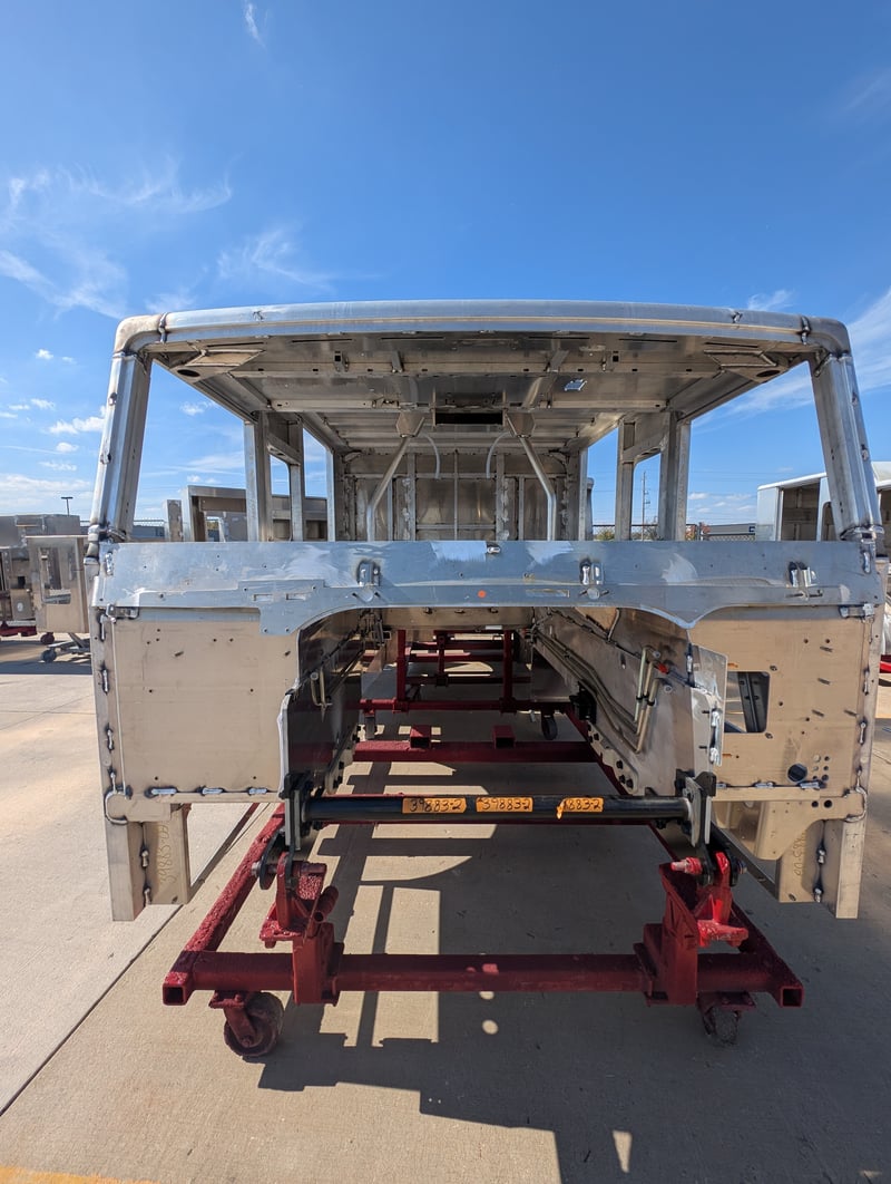 39883 02 10 10 2025 (21) jpg