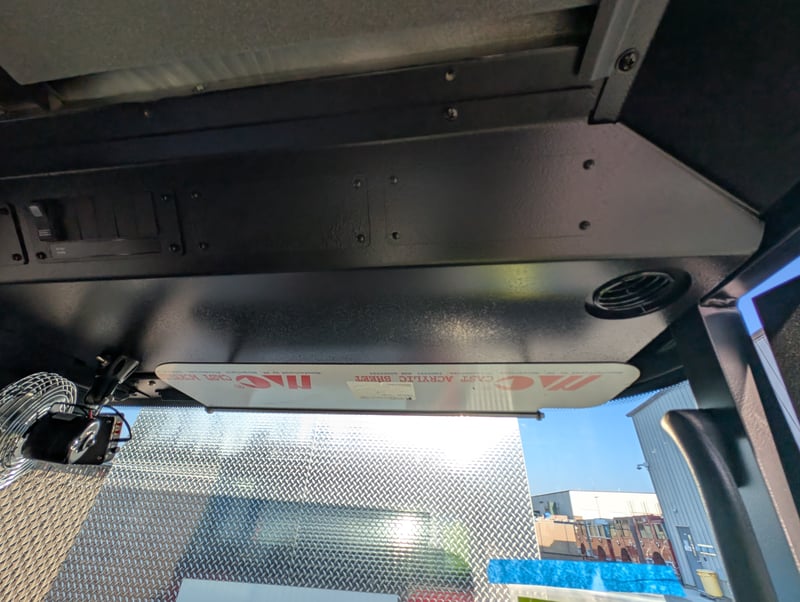 41935 01 10 10 2025 (42) jpg