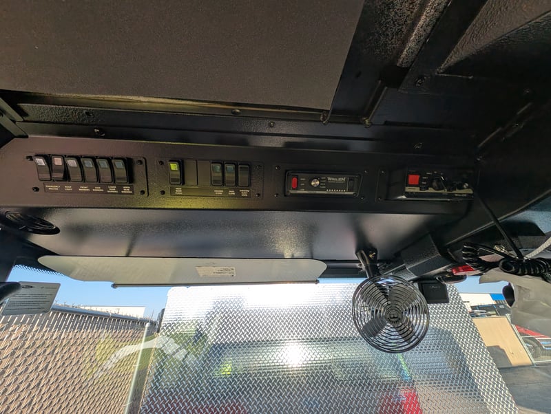 41938 02 10 10 2025 (8) jpg