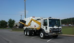 heil-rapid-rail-automated-side-load-garbage-truck