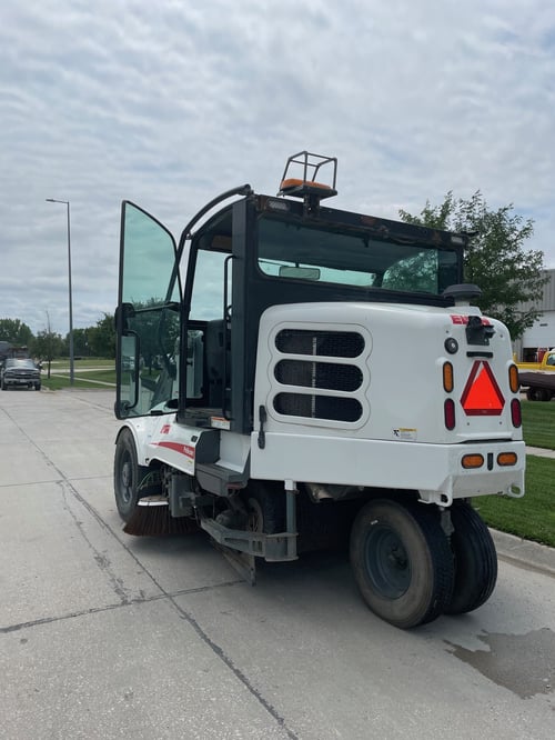 2015 Elgin Pelican NP Street Sweeper