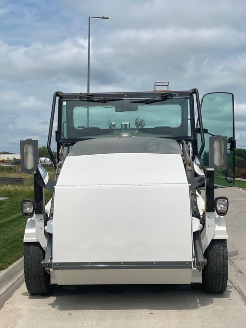 2015 Elgin Pelican NP Street Sweeper