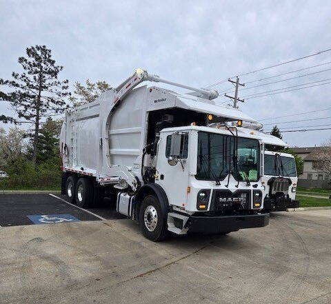 New Stock 2025 McNeilus Atlantic FEL Commercial Front End Loader For Sale MN,IA,WI,NE,OH,MI,ND,SD,IL,MO,KS 