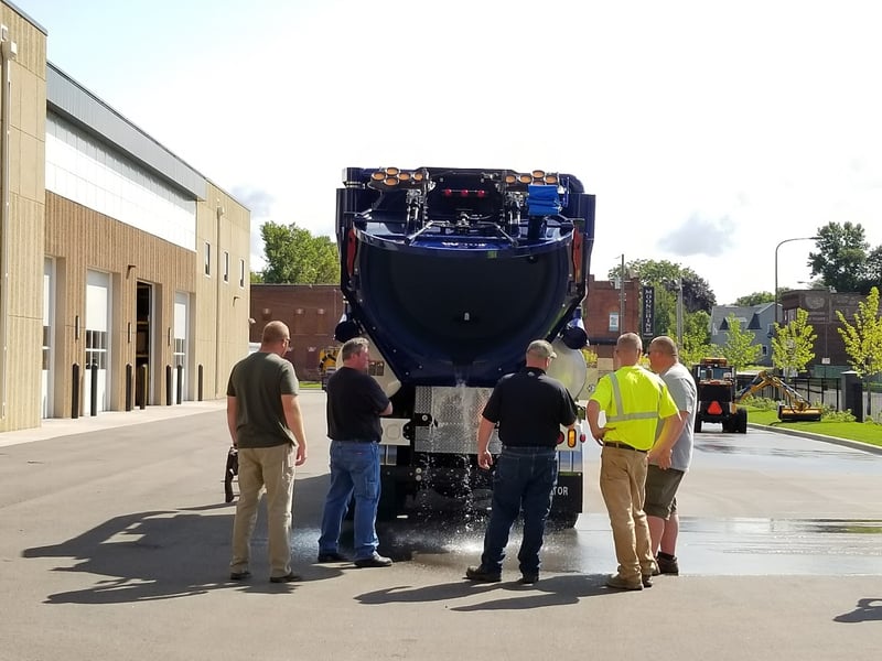 Burnsville,MN – 2017 Vactor 2100 Plus PD