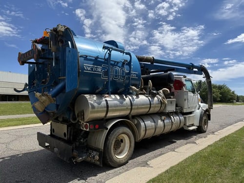 2006-vactor-2100-classic-rear-passenger-side