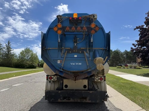 2006-vactor-2100-classic-rear-view