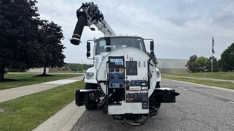 Front reel control station on Vactor 2100i PD