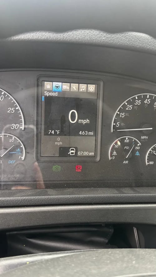 Instrument cluster showing 463 miles on Vactor 2100i PD