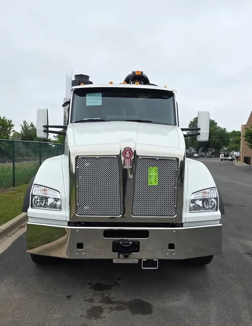 Truvac HXX hydro excavator front grille and bumper view