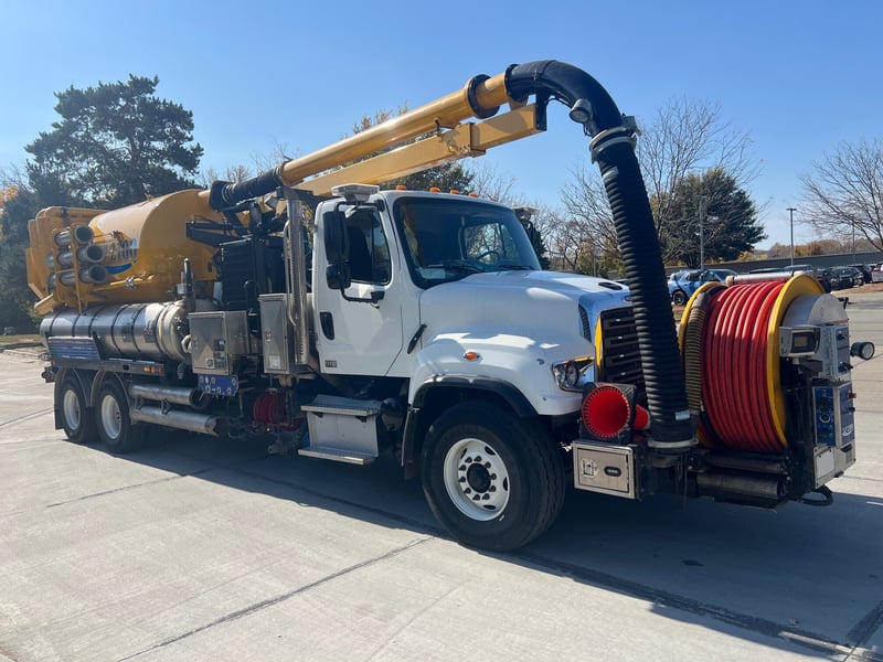 2016 Vactor 2100 Plus SEF2 Sewer Cleaner Featured Image