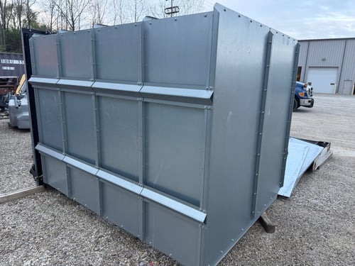 2025 Titan Leaf Box