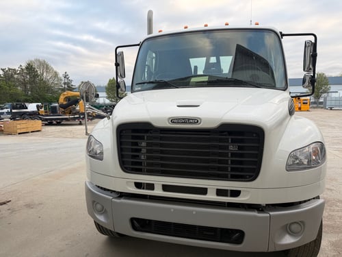 2024 Freightliner M2