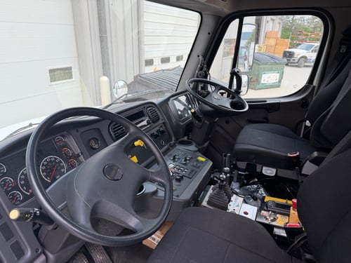 2024 Freightliner M2