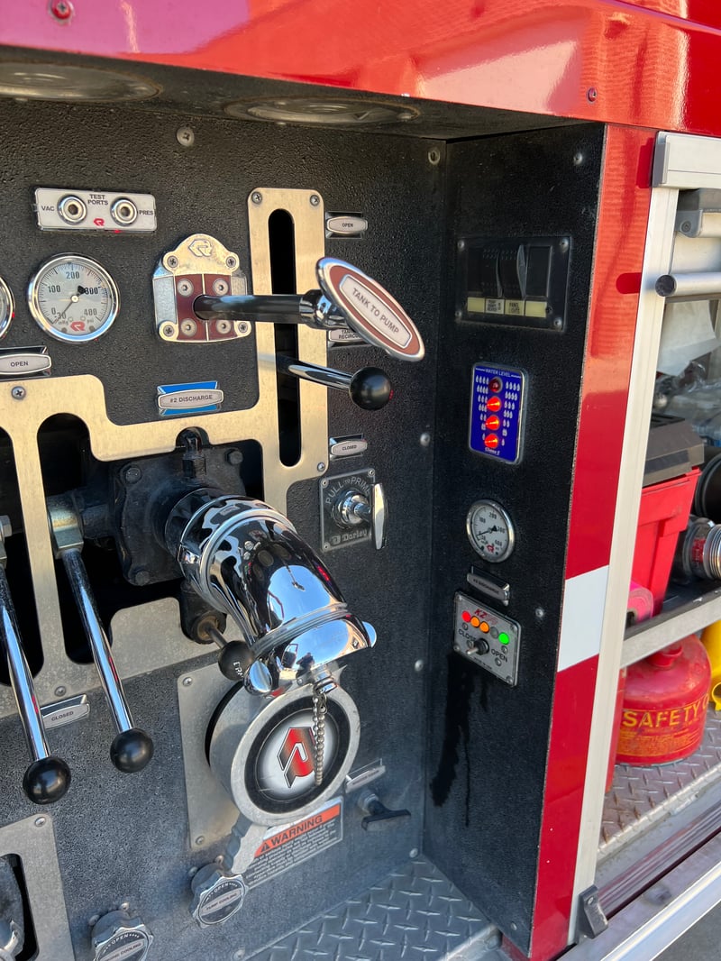 2012 Rosenbauer Tanker