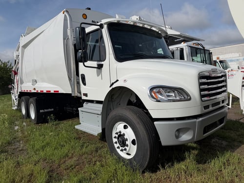 2026 McNeilus Heavy Duty
