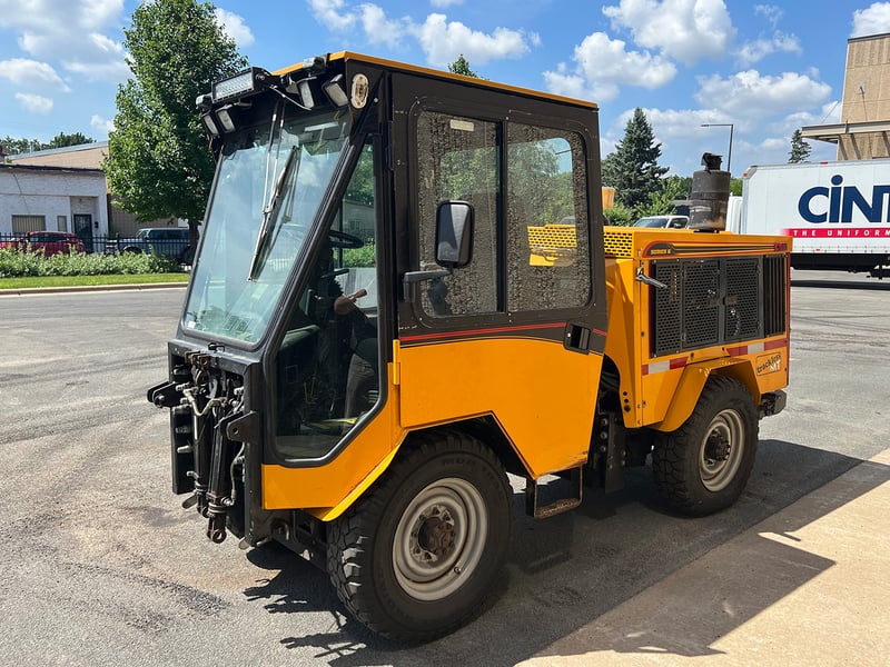 2010 Trackless MT6 Featured Image