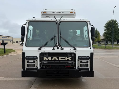 2026 McNeilus ZR