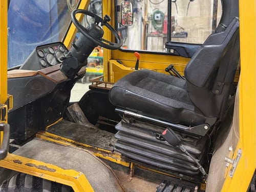 2008 Trackless MT5