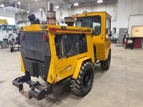 2008 Trackless MT5
